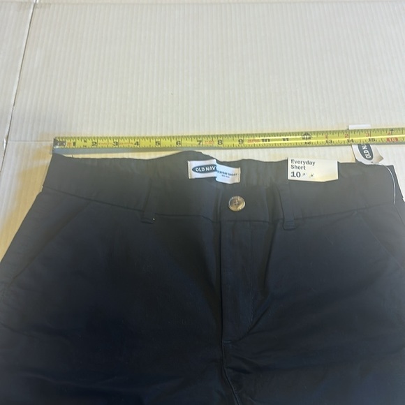 NWT Old Navy black everyday shorts mid rise zipper front pockets can be belted - Picture 4 of 11